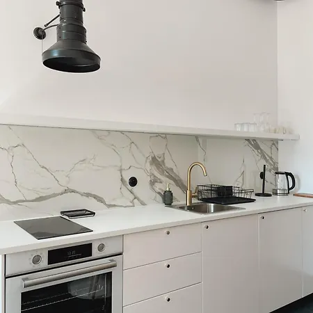 Artystyczne Loft 52 Apartment *