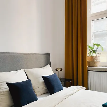 Artystyczne Loft 52 Apartment *